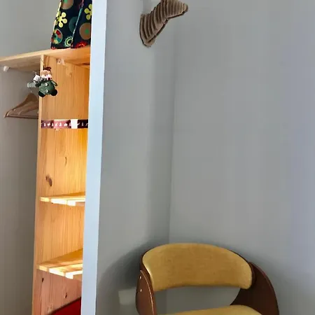 - Le 1000